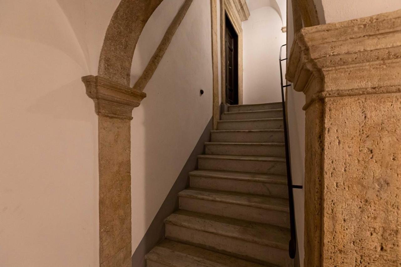 Toniolo Two Bedroom Two Bath Rome Bagian luar foto