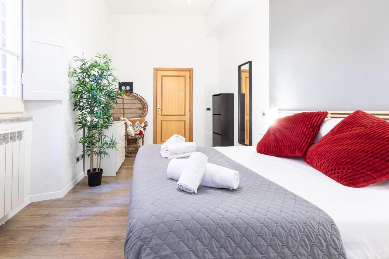 Toniolo Two Bedroom Two Bath Rome Bagian luar foto