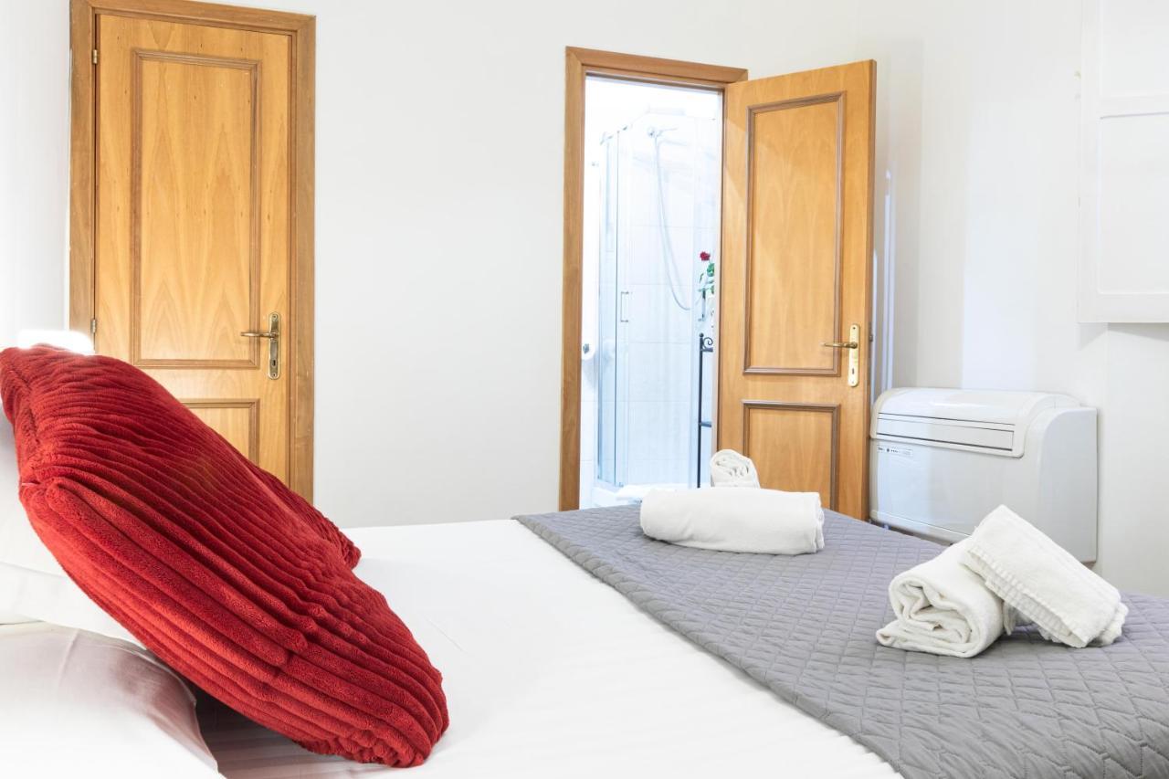 Toniolo Two Bedroom Two Bath Rome Bagian luar foto